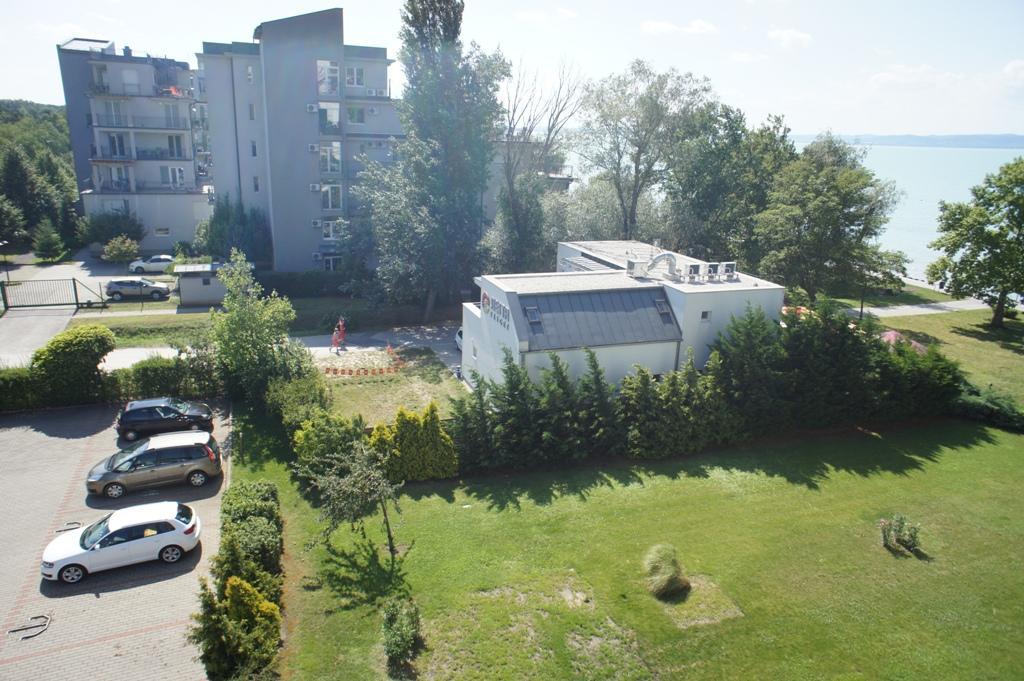 Panorama Beach Apartmanok Шиофок Экстерьер фото